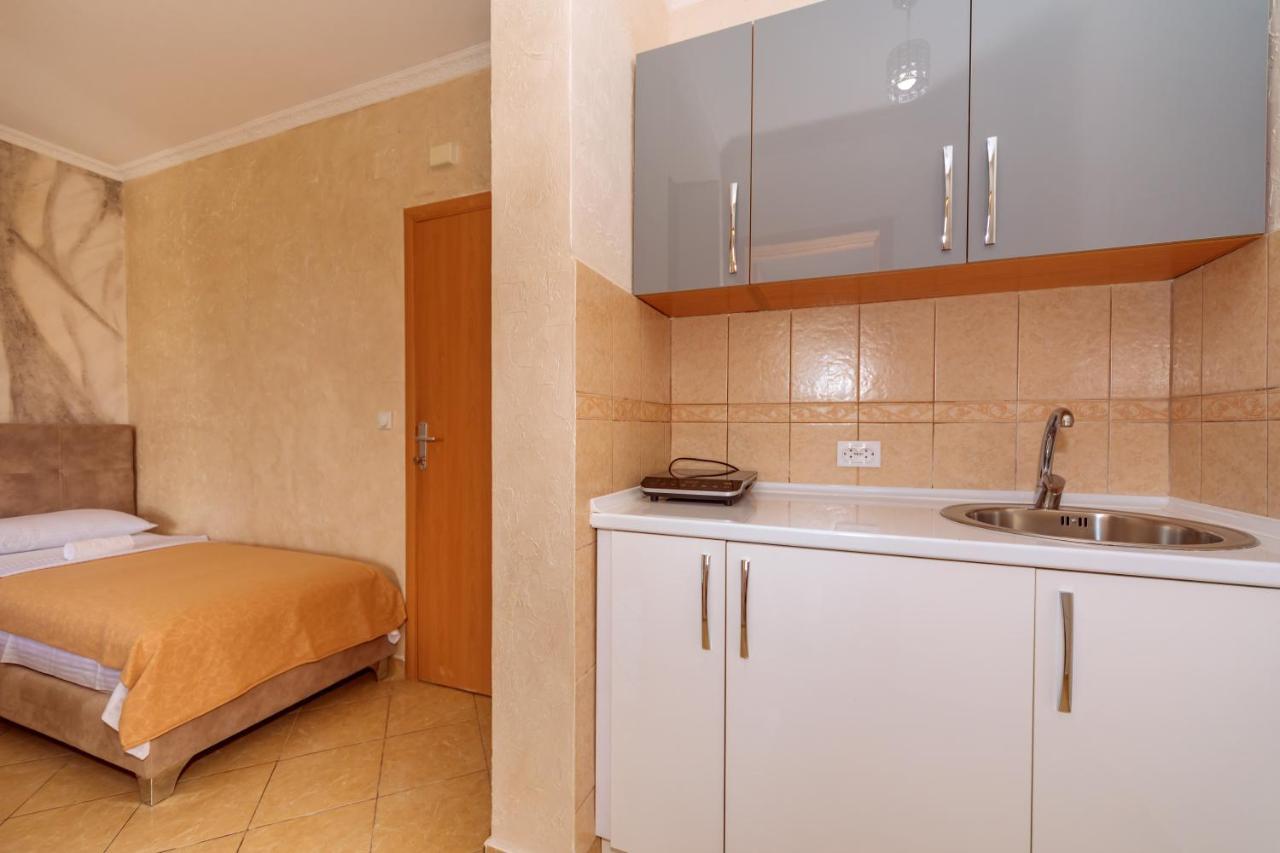 Ani Apartmani ドプラー・ヴォダ エクステリア 写真